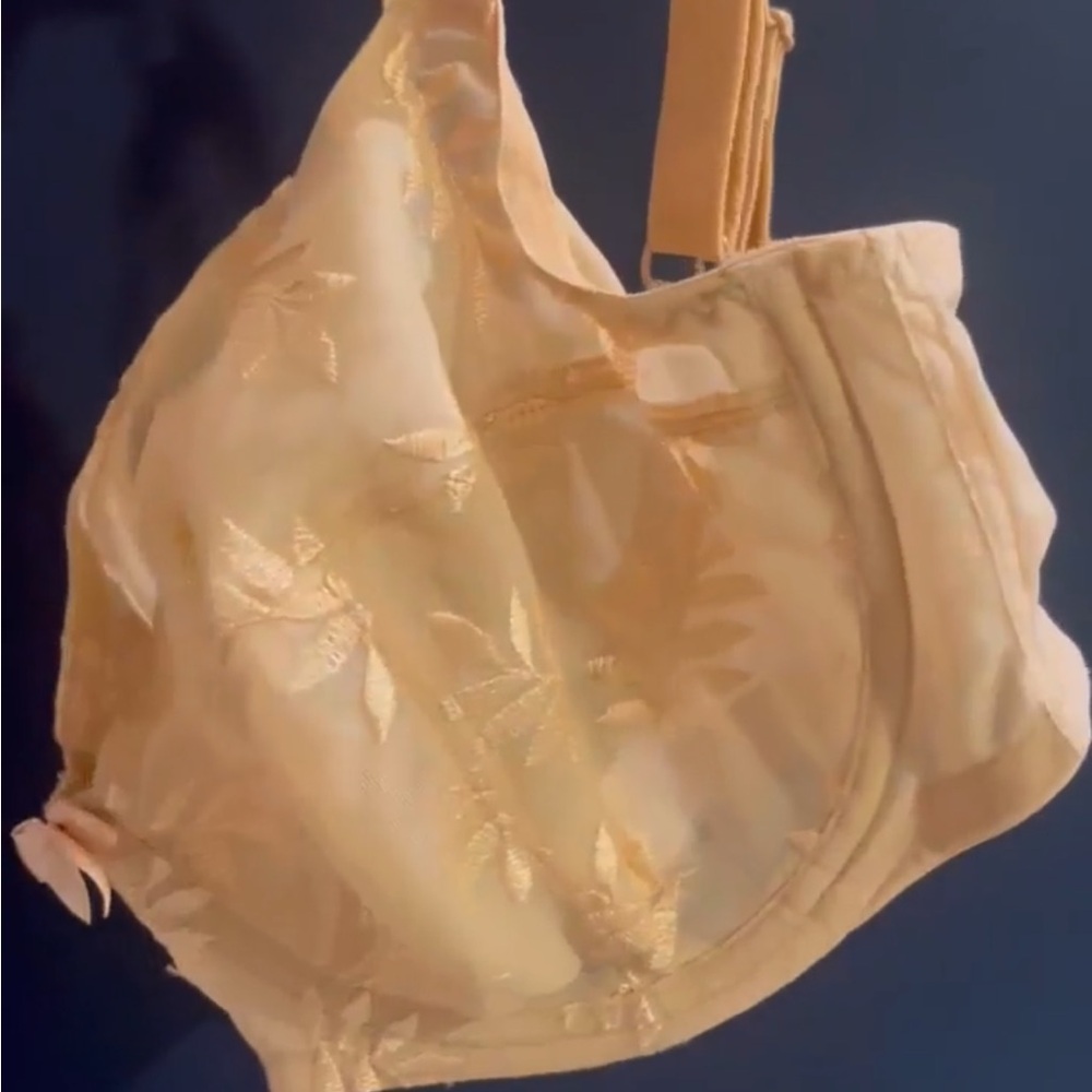 LIKE NEW Panache Tango Bra Beige / Nude Lace Embroidered Underwire Bra 32F (3D) - Picture 8 of 9